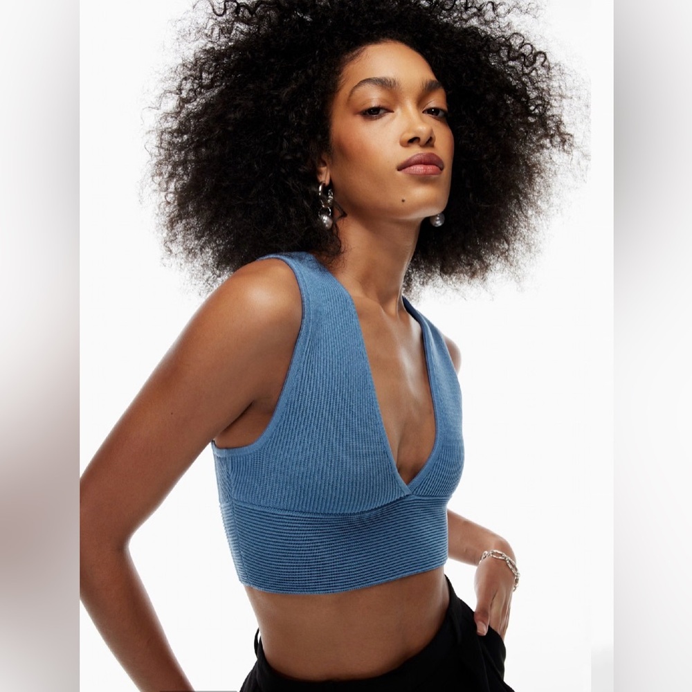 NWOT Babaton‎ Aritzia Ribbed Knit Bralette - Soft Blue Size M